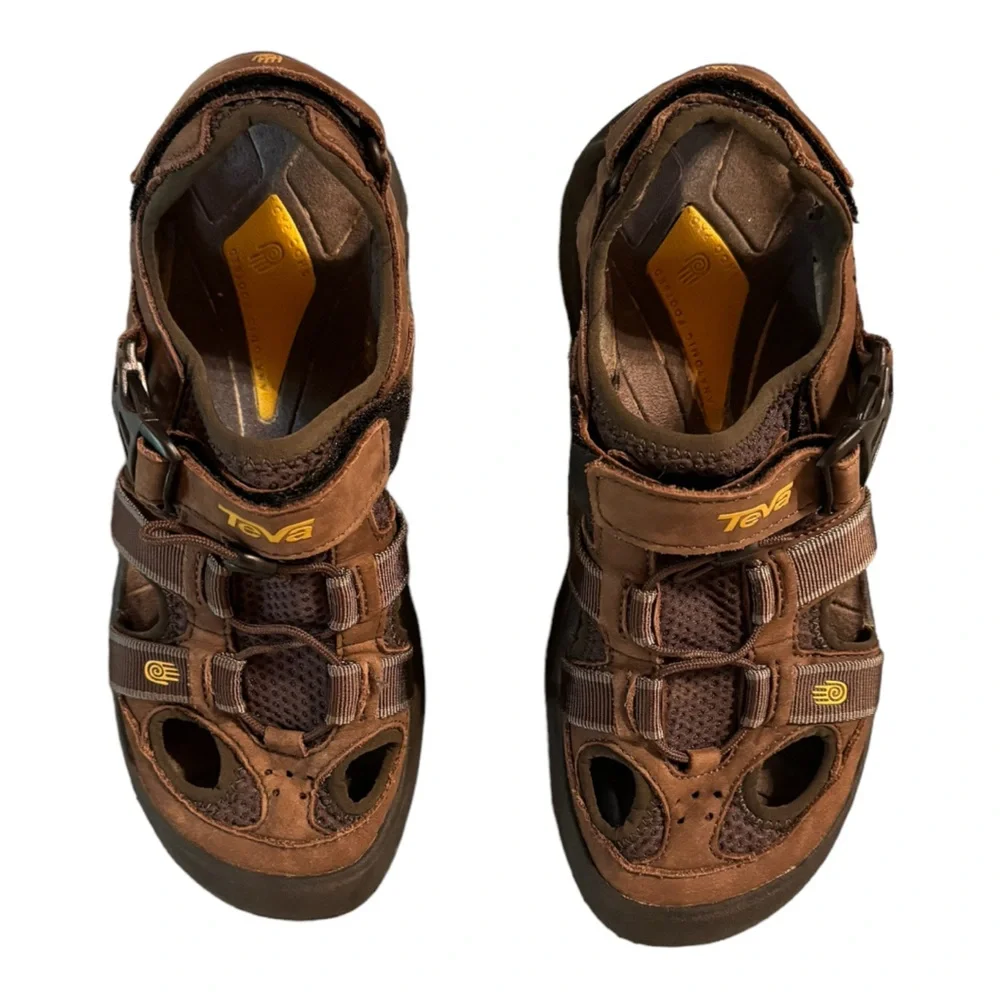 Men’s Teva’s size 9 - Picture 2 of 6